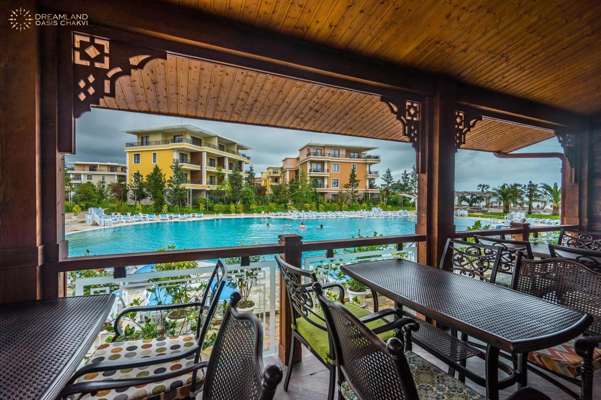 Dreamland Oasis Aparthotel Kobuleti Exterior foto